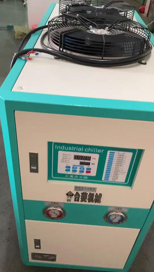 排行1监控跟踪报警演示42纽扣教育,专注于家庭教育咨询23高端救护车